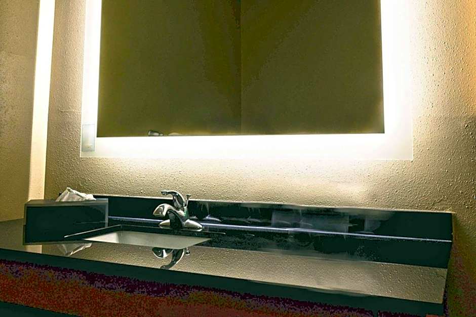 La Quinta Inn & Suites by Wyndham Starkville