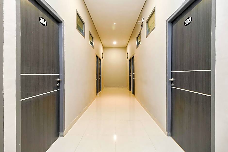 RedDoorz Syariah near RSUD Siti Fatimah Palembang