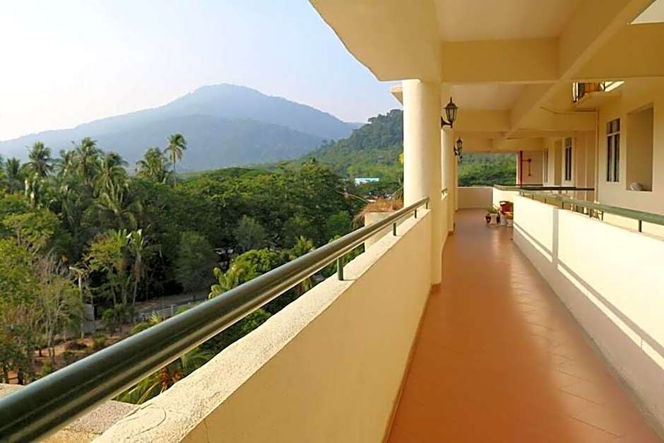 Kuah Town Service Suite Apartment @ Century Suria