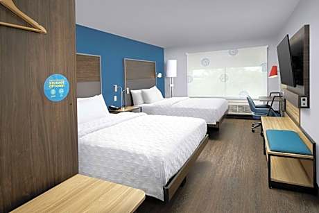 Queen Room with Two Queen Beds