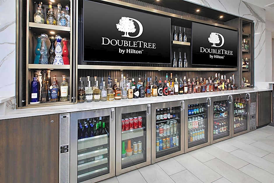 DoubleTree by Hilton Hotel Detroit - Novi