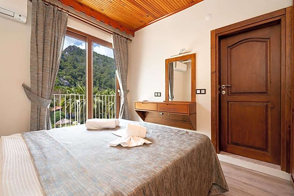 Ayris Hotel Çıralı