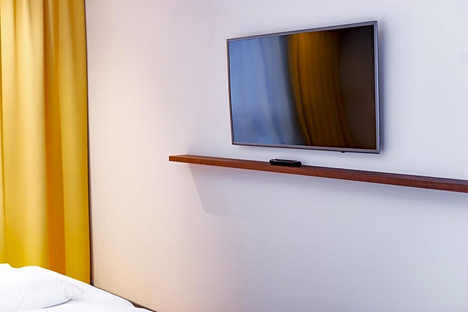 elaya hotel goeppingen,Trademark Collection by Wyndham