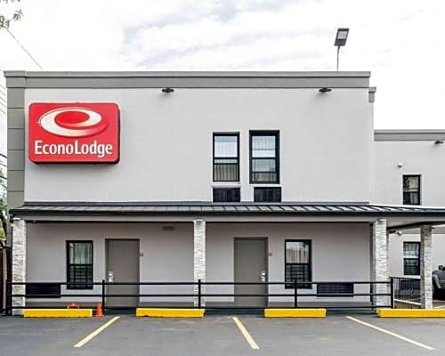 Econo Lodge South Ozone Park