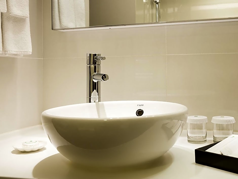 Gloucester Luk Kwok Hong Kong