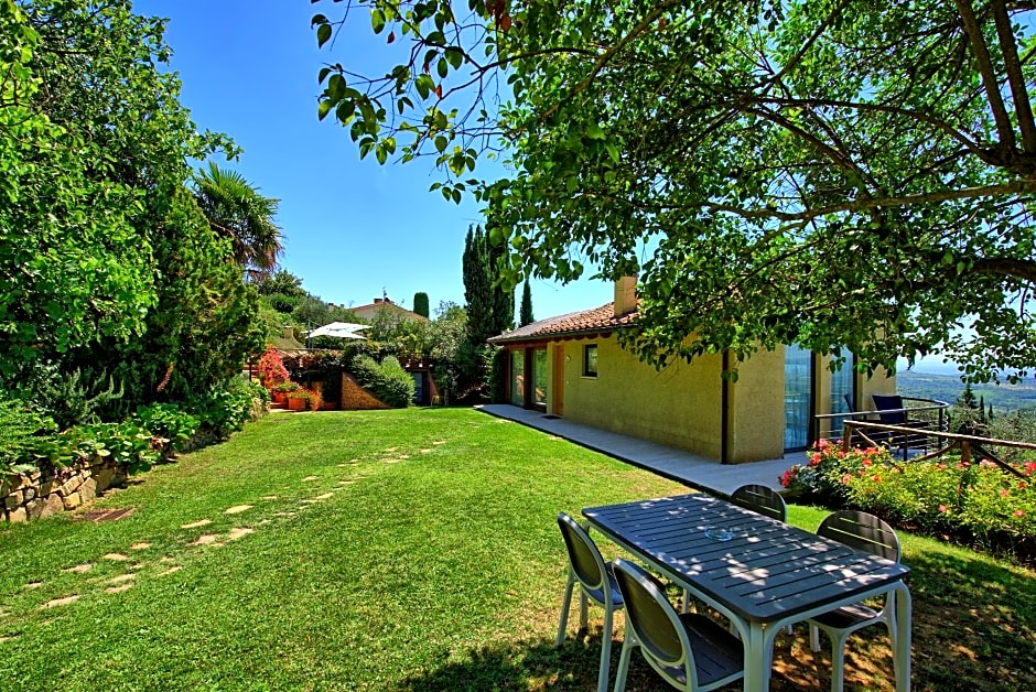 Villa Casa Lucia by PosarelliVillas