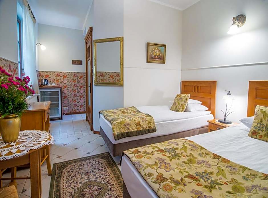 Hotel Dwa Księżyce