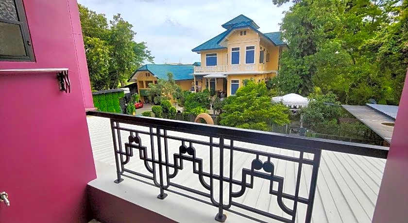 Baan Chao Khun Hotel 