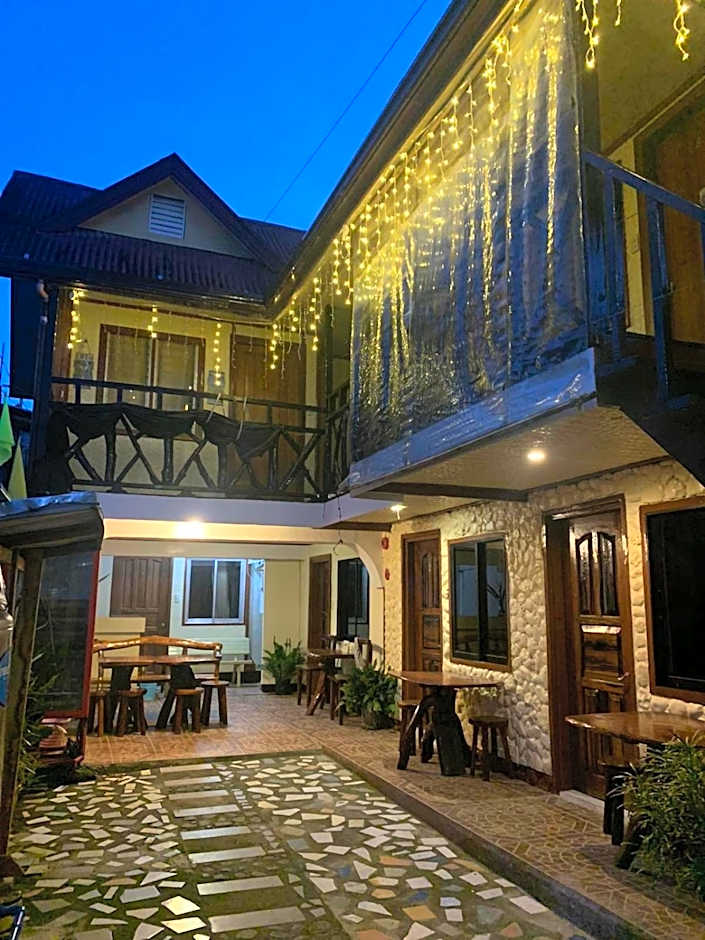 Lola Flor's Guest House