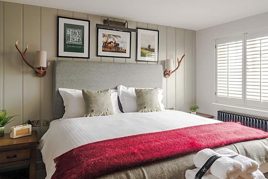 Hare and Hounds - Newbury