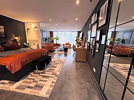 Deluxe Junior Suite