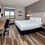 Links Bos Landen Hotel & Spa of Pella, Trademark by Wyndham