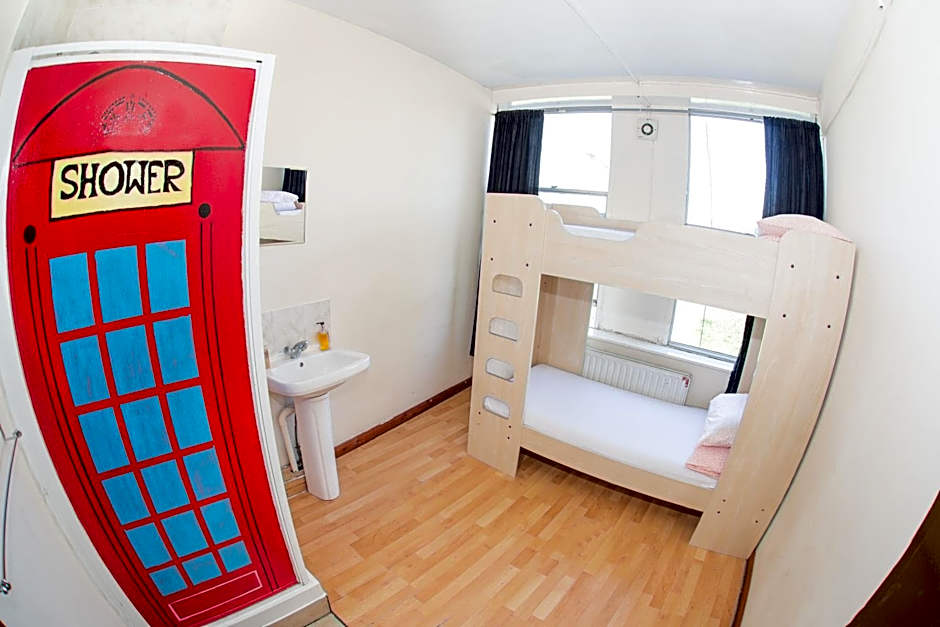 Kensal Green Backpackers 2