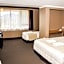 Fiordland Hotel