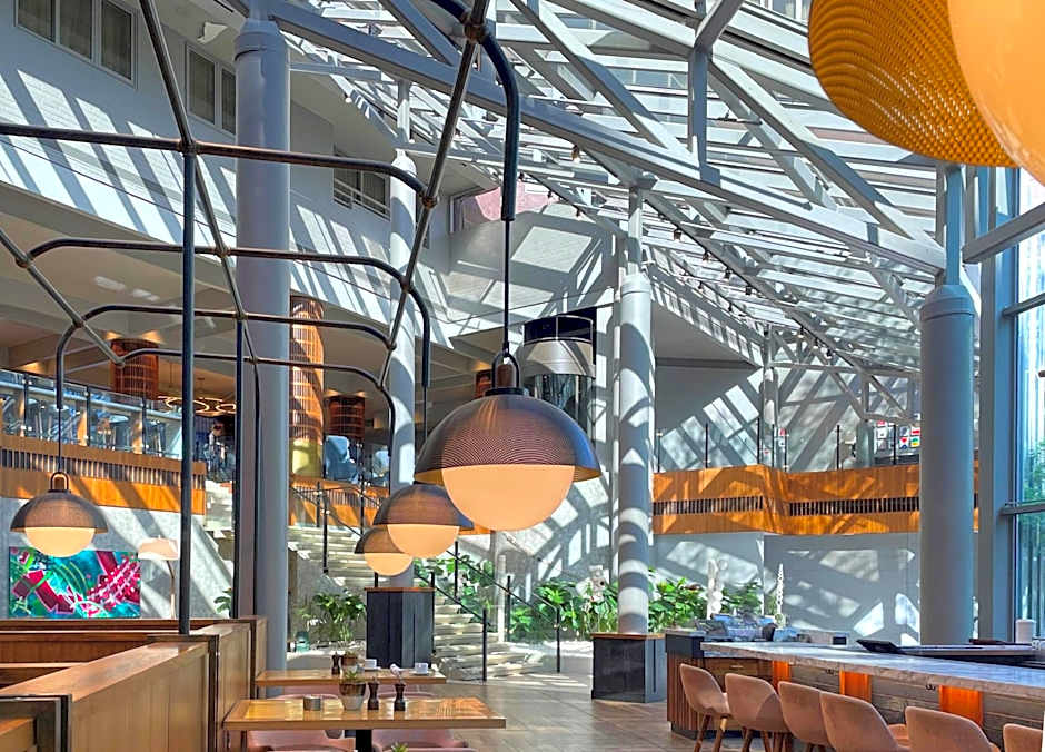 Crowne Plaza Atlanta Perimeter at Ravinia By IHG