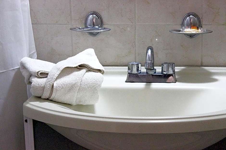 Hotel Colon Express