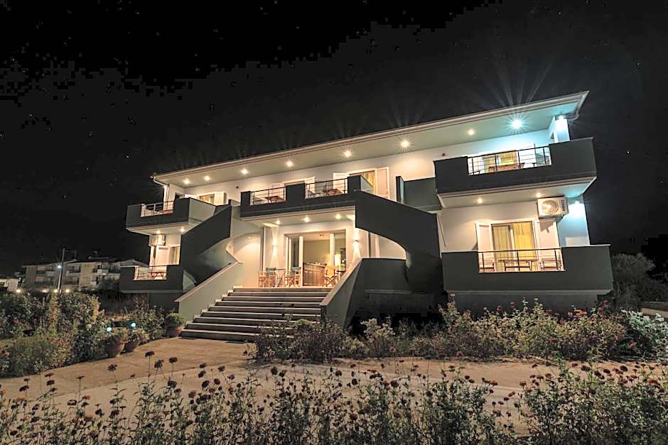 Zeus Apartments