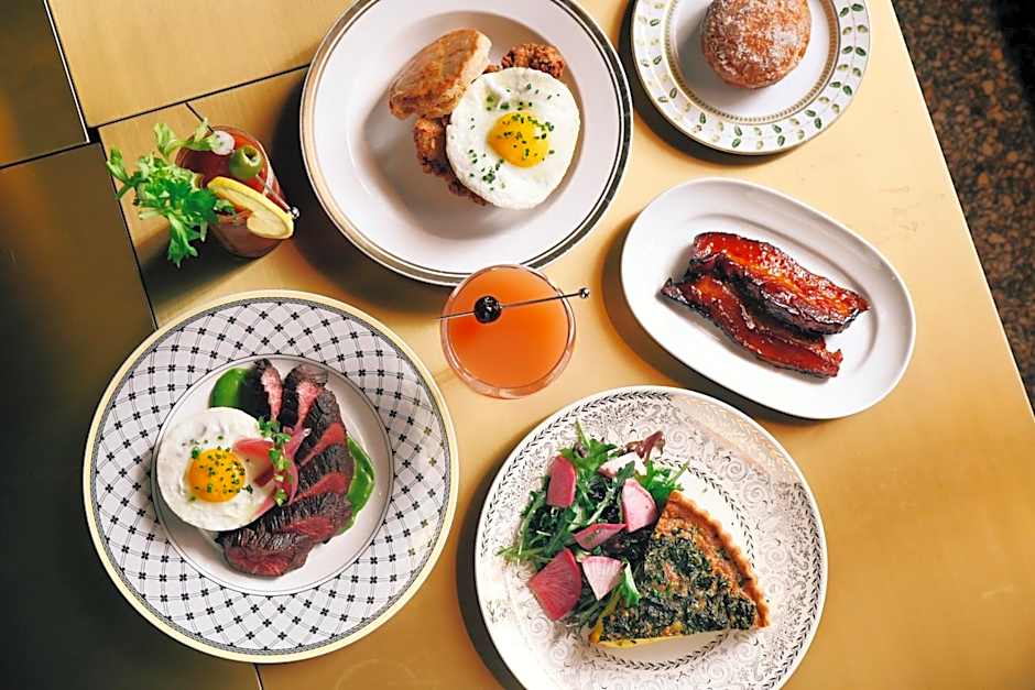 Hotel Savoy Kansas City, Tapestry Collection by Hilton