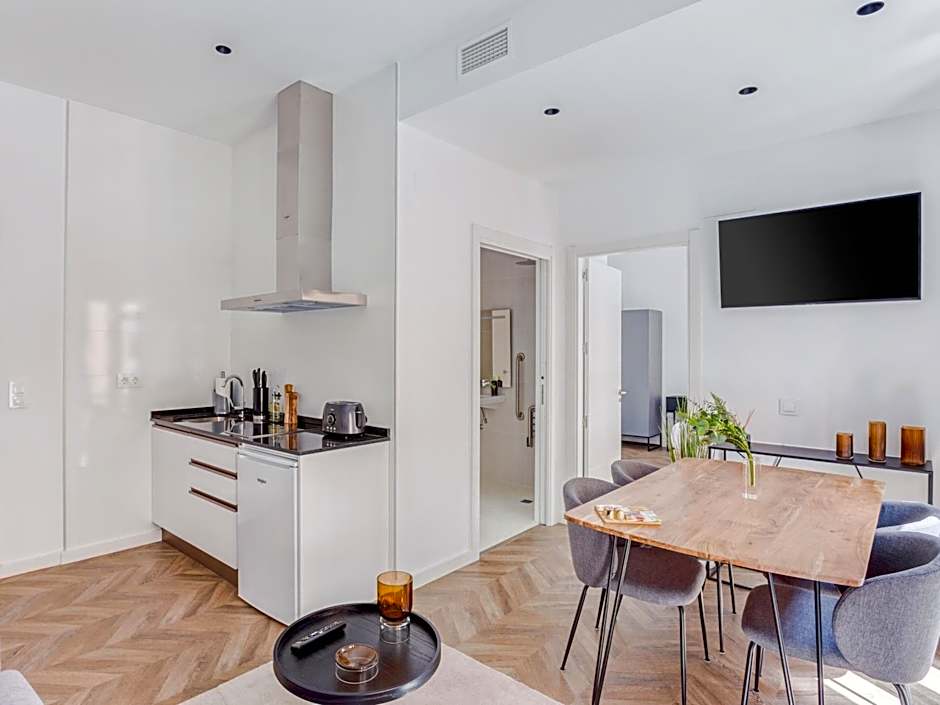 Limehome Málaga Calle Ancha del Carmen - Digital Access