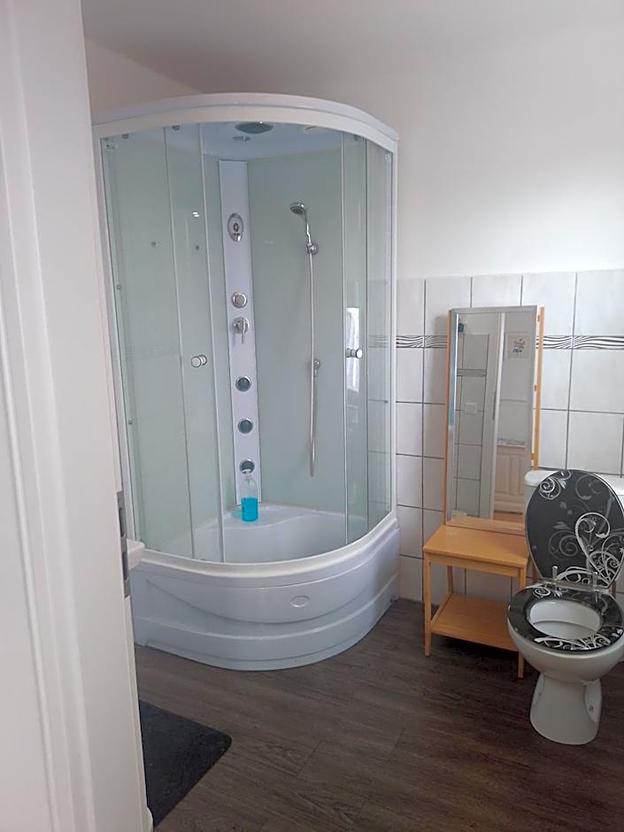 Gasthaus Wildrose Zum Wehrturm