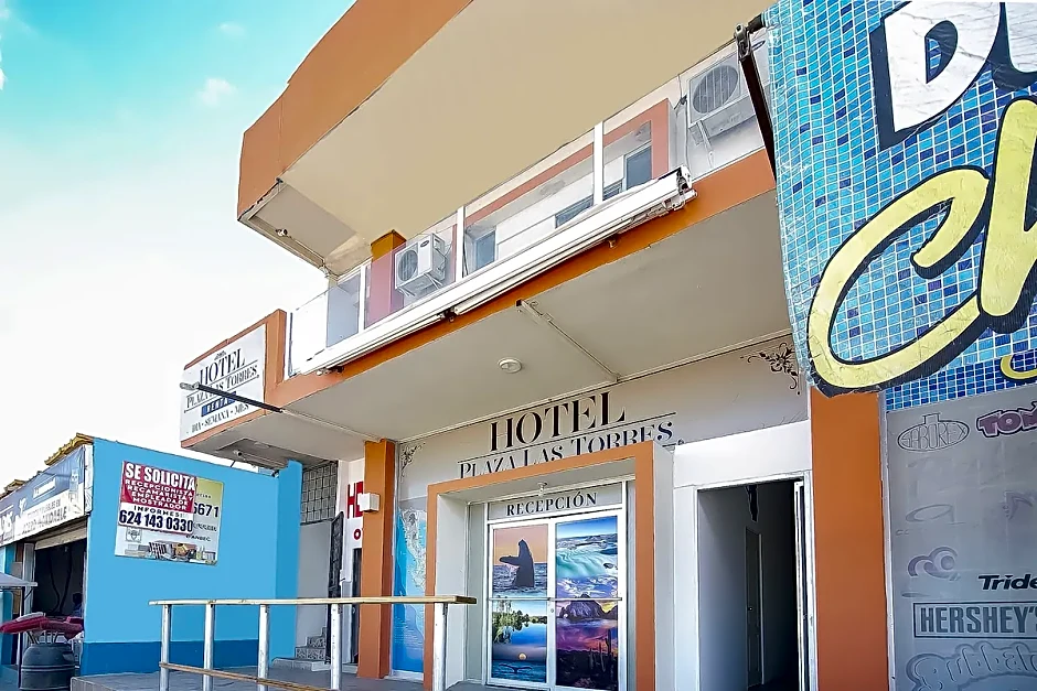 OYO Hotel Plaza Las Torres, Cabo San Lucas