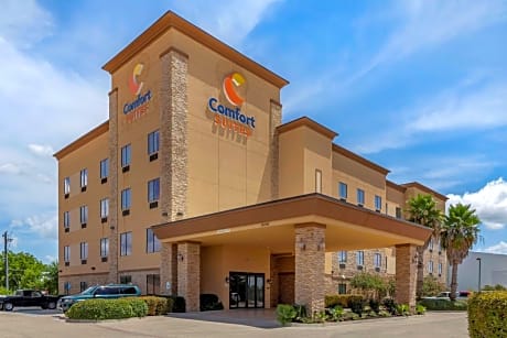 Comfort Suites Buda