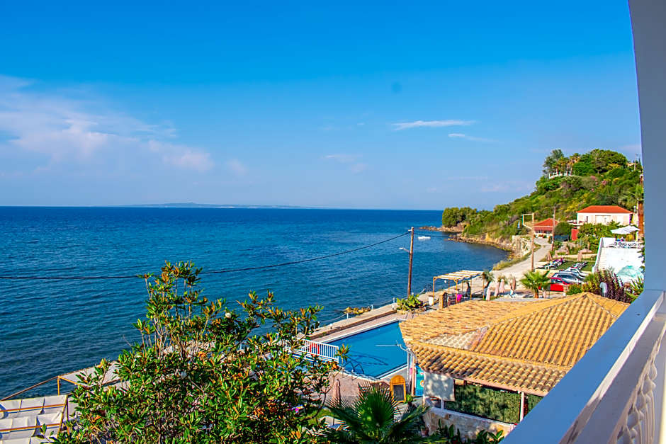 Agoulos Beach Hotel