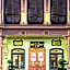 Noordin Mews Hotel