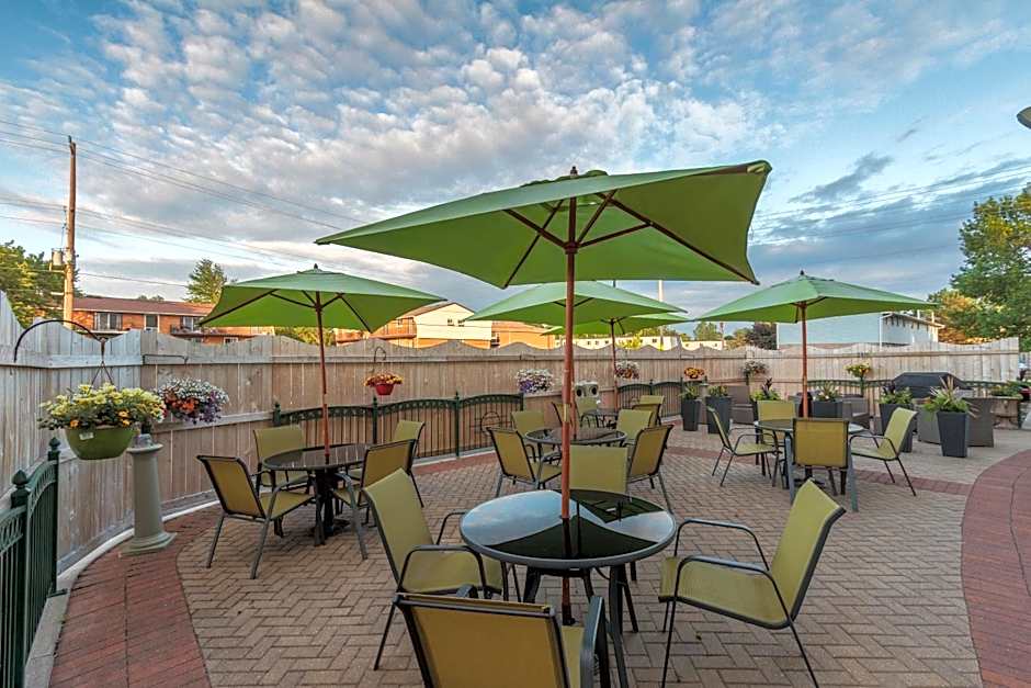 Holiday Inn Express Belleville By IHG