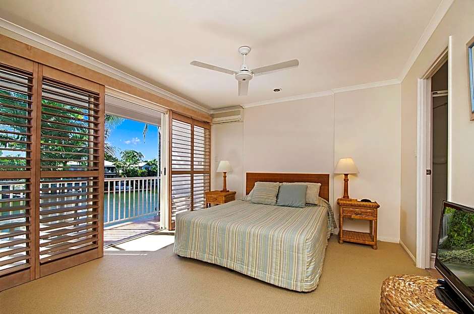 Portside Noosa Waters Hotel