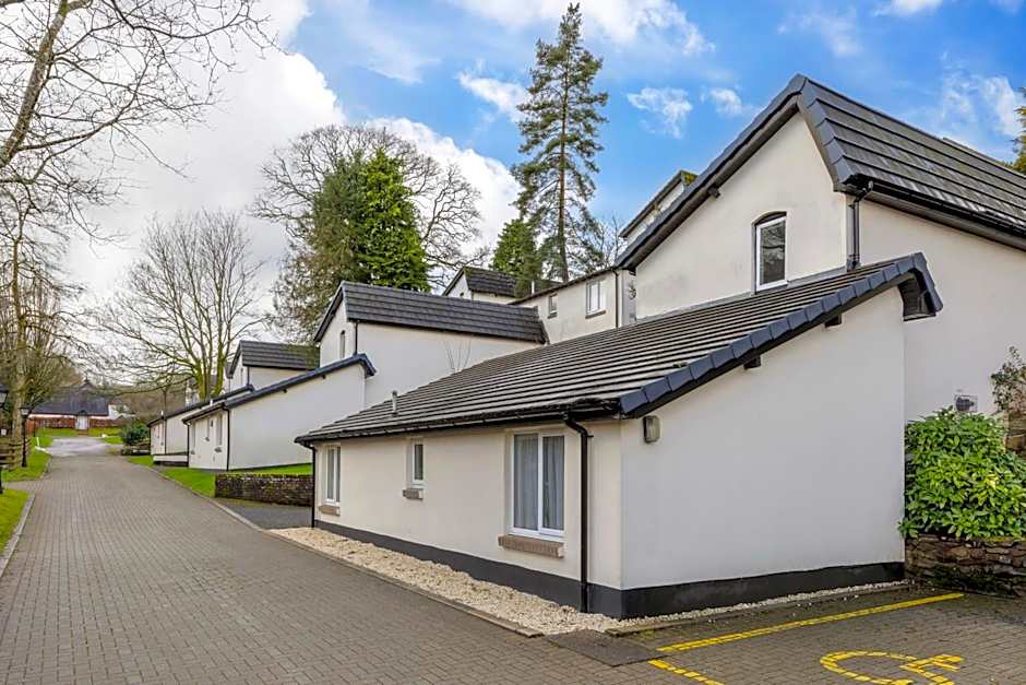 Woodford Bridge Country Club