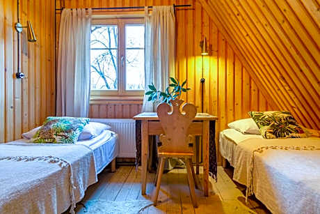 Quadruple Room with Bathroom