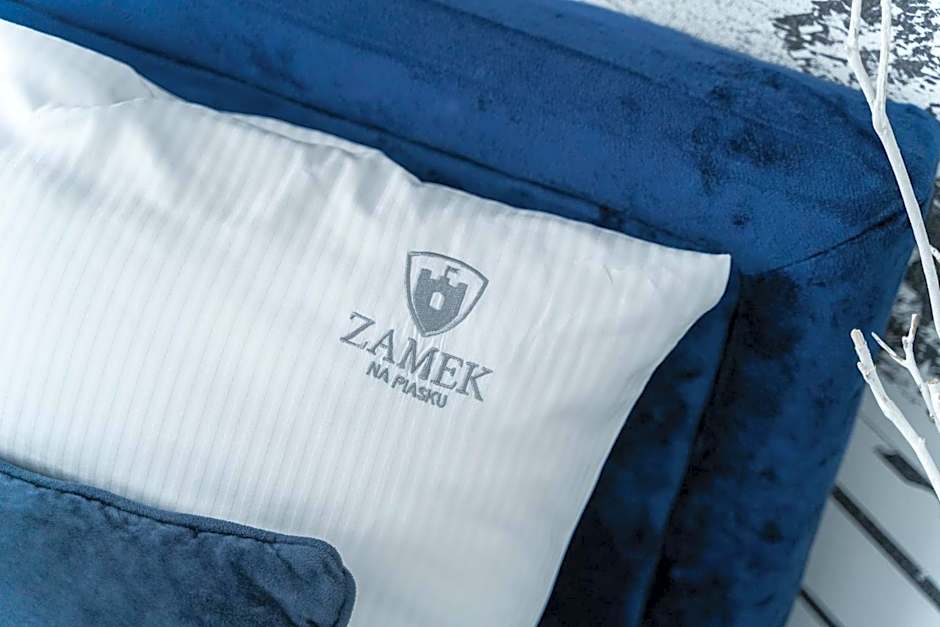 ZAMEK NA PIASKU - Tuż przy Plaży