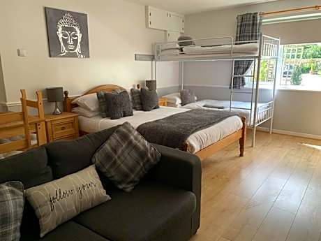 Deluxe Double Room with Shower