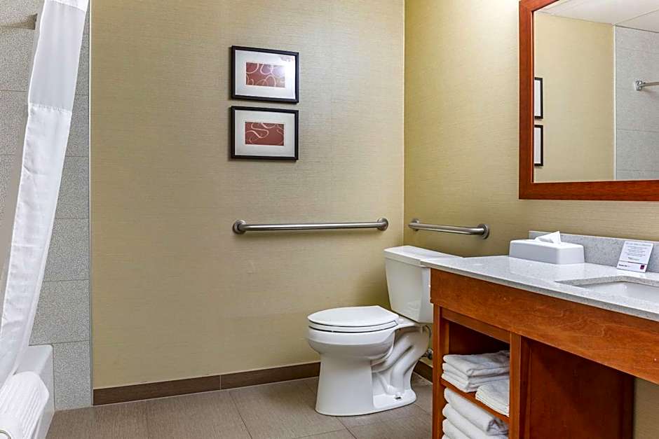 Comfort Suites Dover