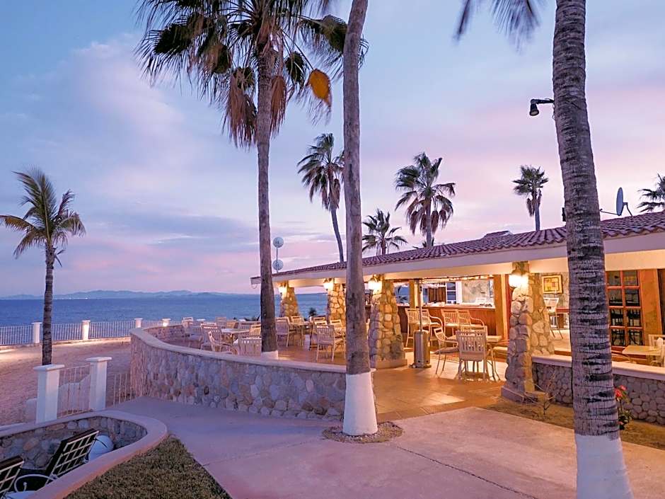 Punta Pescadero Paradise Hotel & Villas