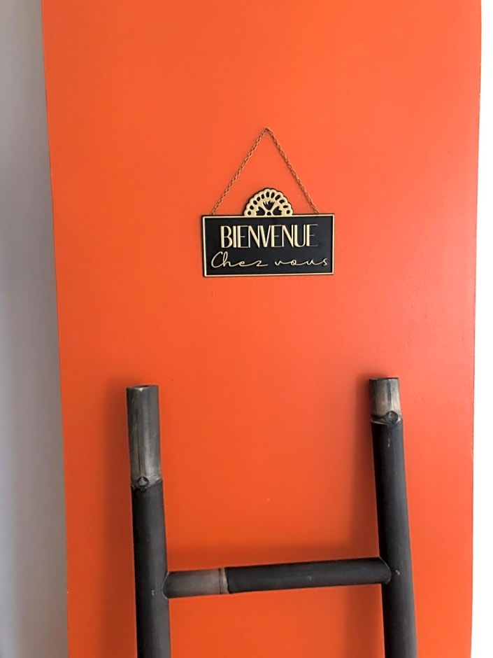 Belle Chambre Double ORANGE Tout Bonnement Bien