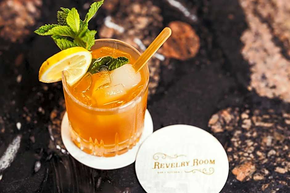 Renaissance Des Moines Savery Hotel