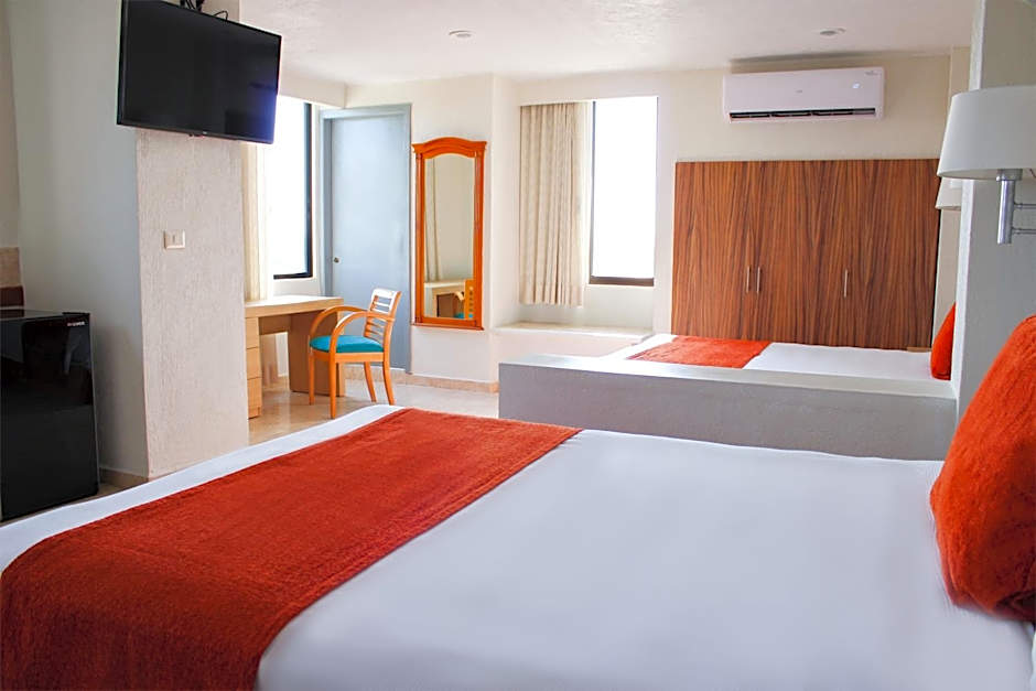 Hotel & Suites Real del Lago