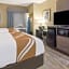 Quality Inn & Suites Roanoke - Fort Worth North