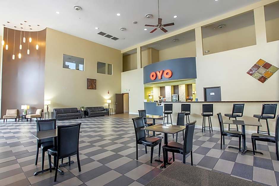 OYO Hotel Knoxville TN Cedar Bluff I-40
