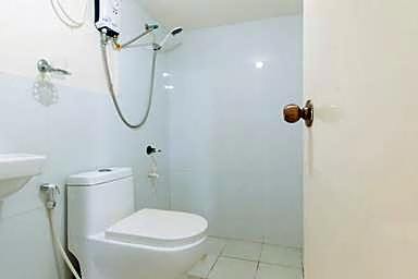 RedDoorz Hostel @ Tita Aidz Inn Baguio