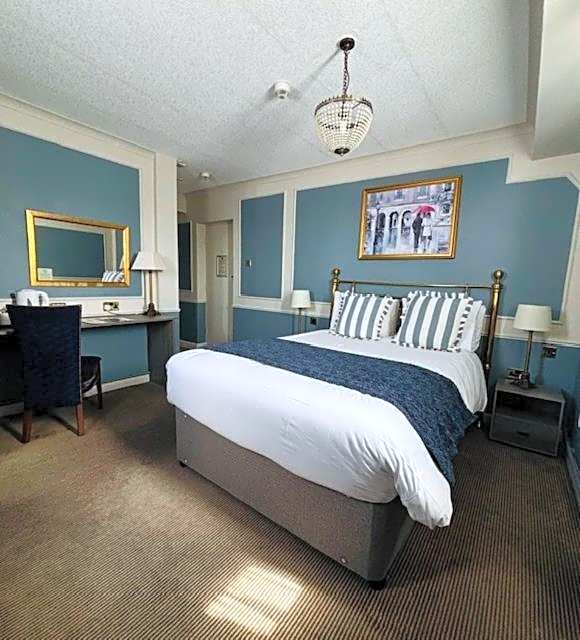 The Coleshill by Greene King Inns