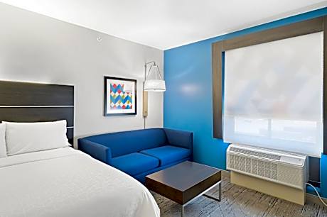 Suite with Two Queen Beds - Communications Access