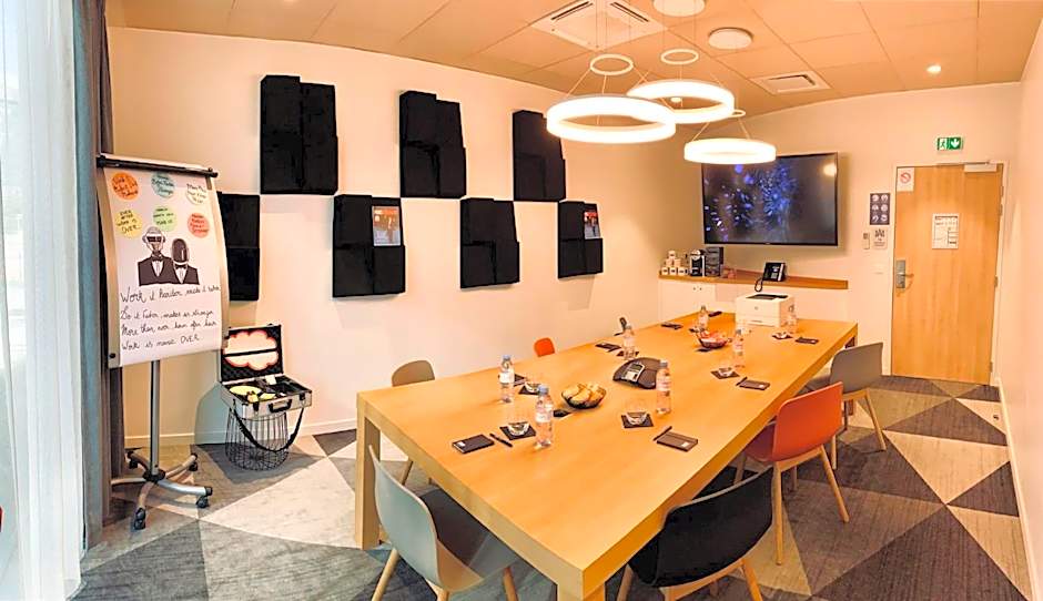 Holiday Inn Express Paris - CDG Airport By IHG