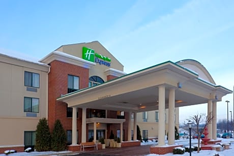 Holiday Inn Express Lordstown Newton Falls Warren By IHG