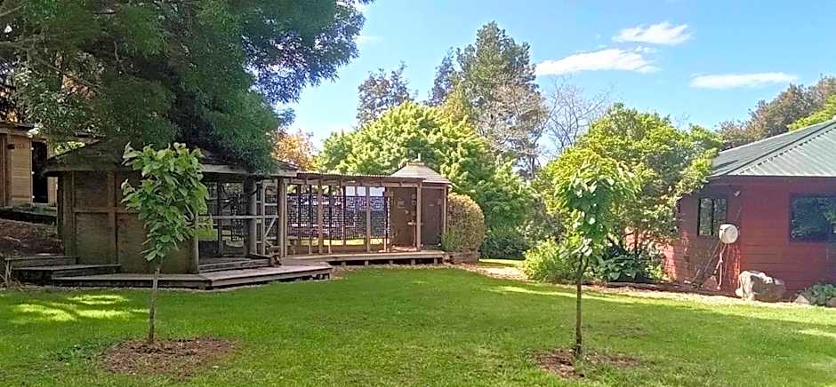 Golden Caves - Bed and Breakfast