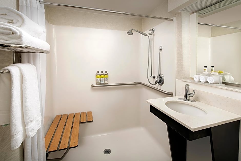 Holiday Inn Express Hotel & Suites Annapolis by IHG