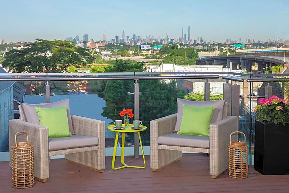 Hotel Indigo: Flushing - LaGuardia By IHG