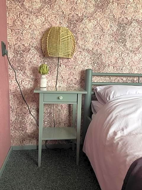 Bed and breakfast devijfbees